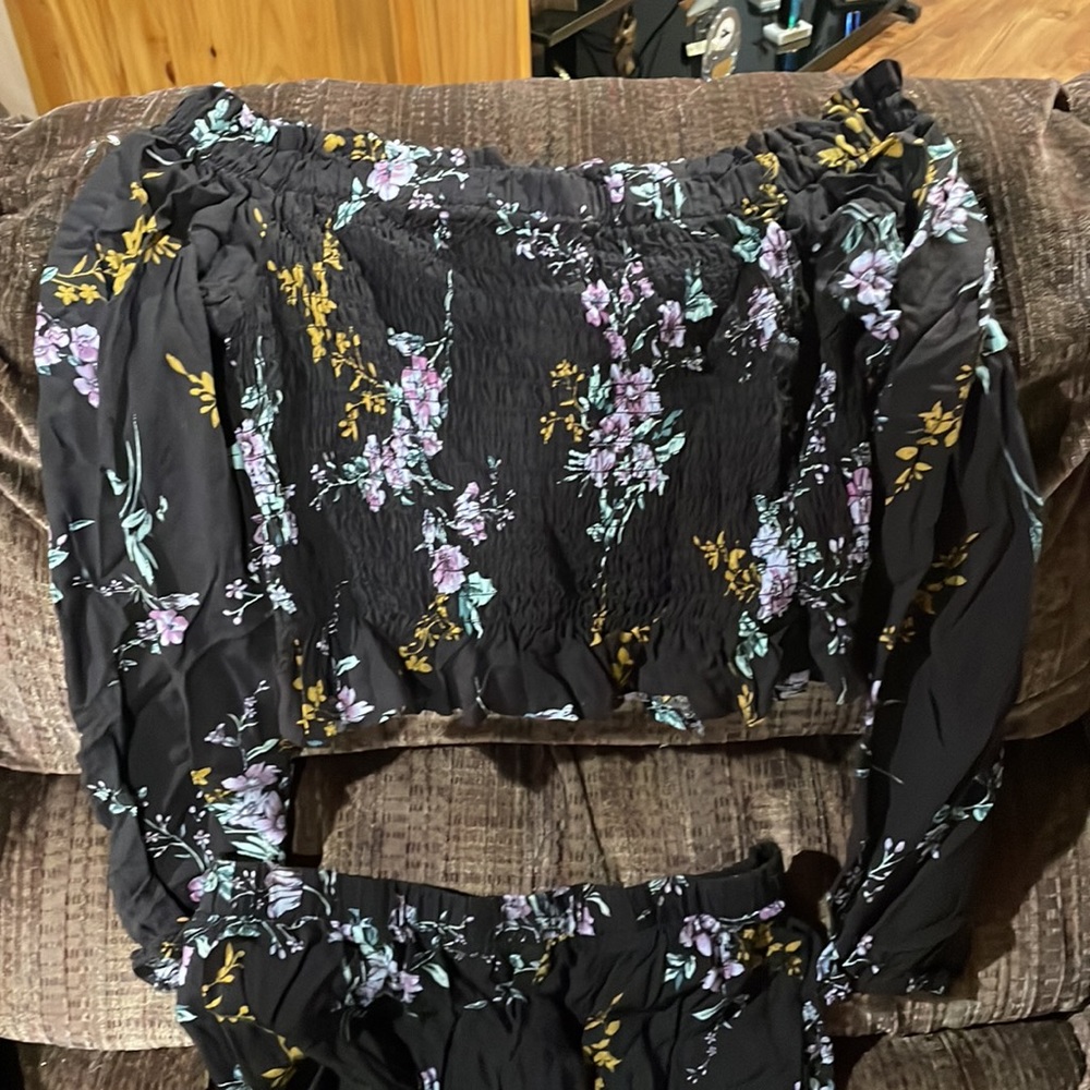 Matching outfit - Picture 3 of 10